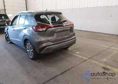 2021 Nissan Kicks Sv Xtronic Cvt z USA, uszkodzony, nr VIN 3N1CP5CV9ML478183